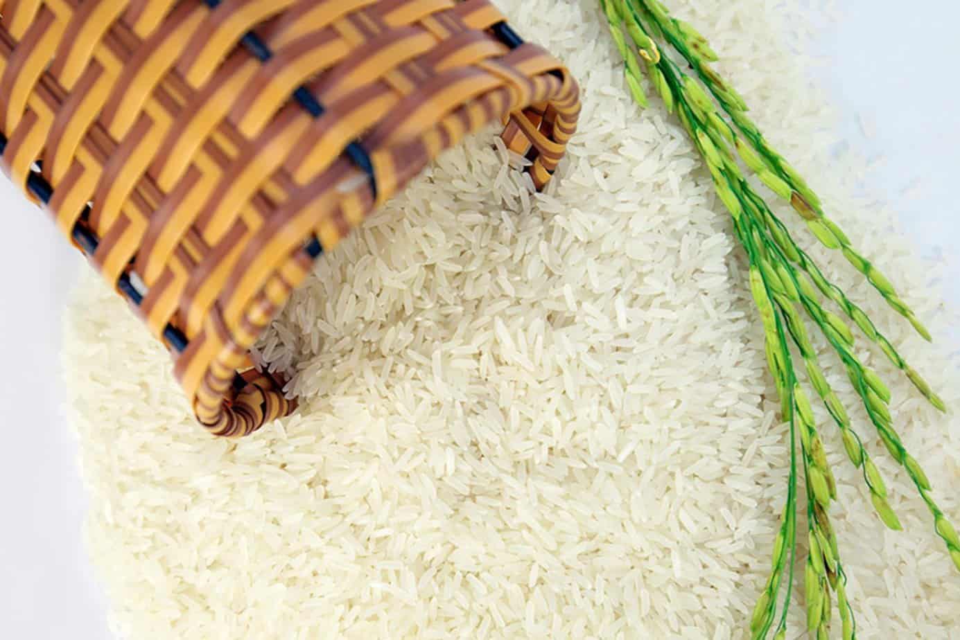 Nhận biết gạo chứa hóa chất bảo quản hóa học bằng cách nào?